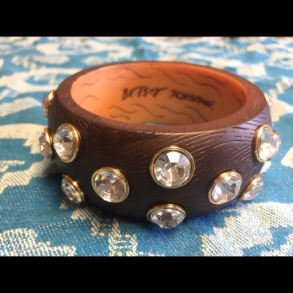 Betsey Johnson “Throwback” Bangle. - image 2